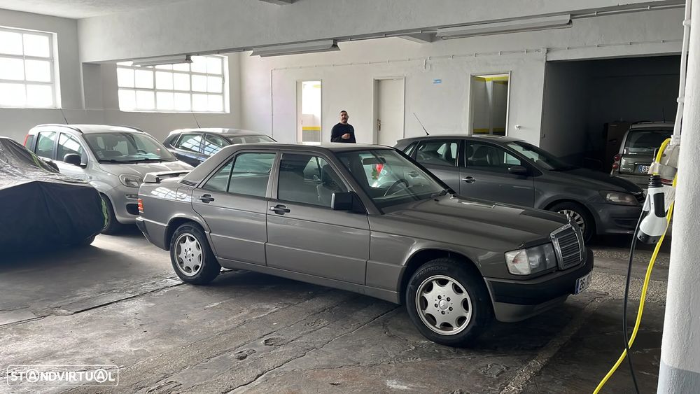 Mercedes-Benz W201 (1982-1993) 190 E 1.8 - 10