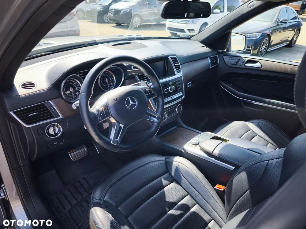 Mercedes-Benz GL 63 AMG - 18