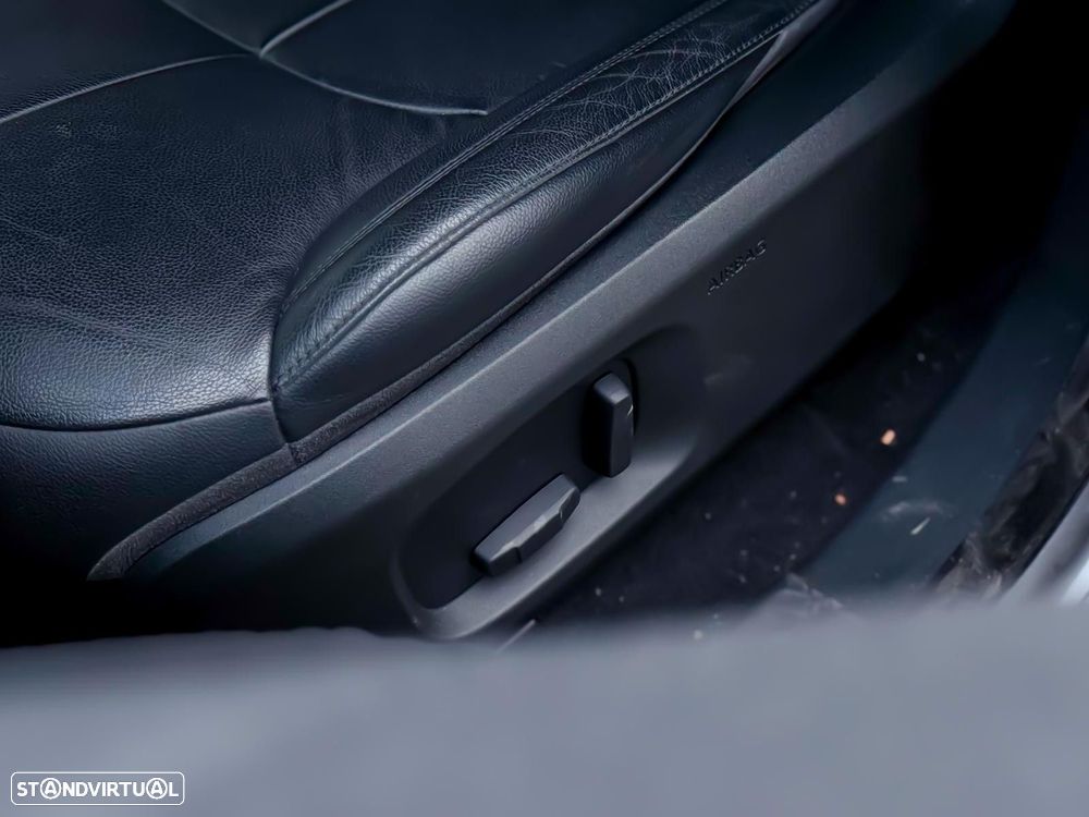 Land Rover Range Rover Evoque 2.0 TD4 SE Dynamic Auto - 30