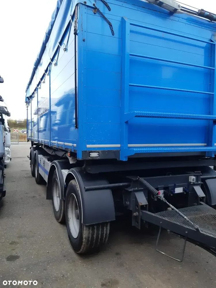 Mercedes-Benz wywrotka - 2