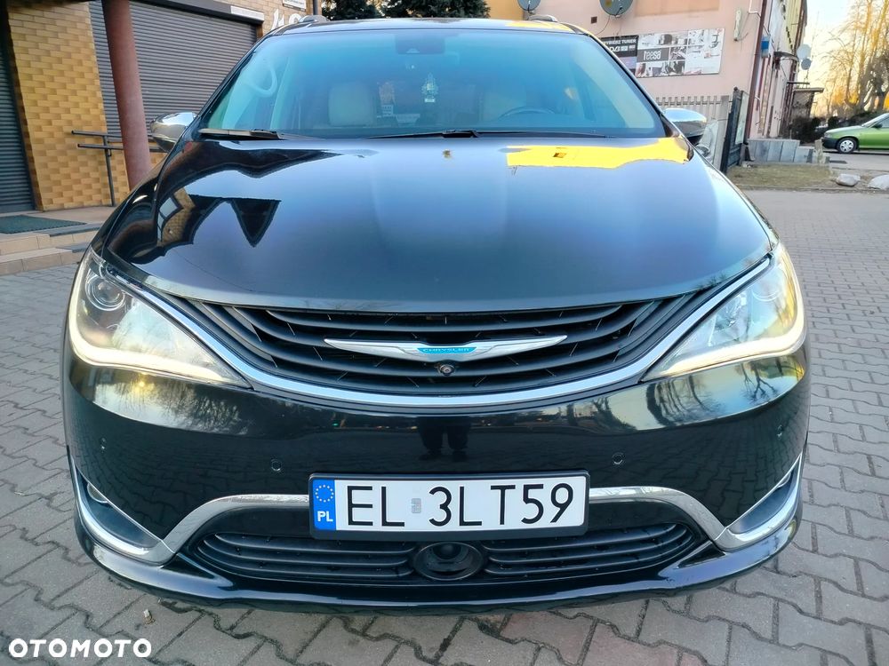 Chrysler Pacifica - 9