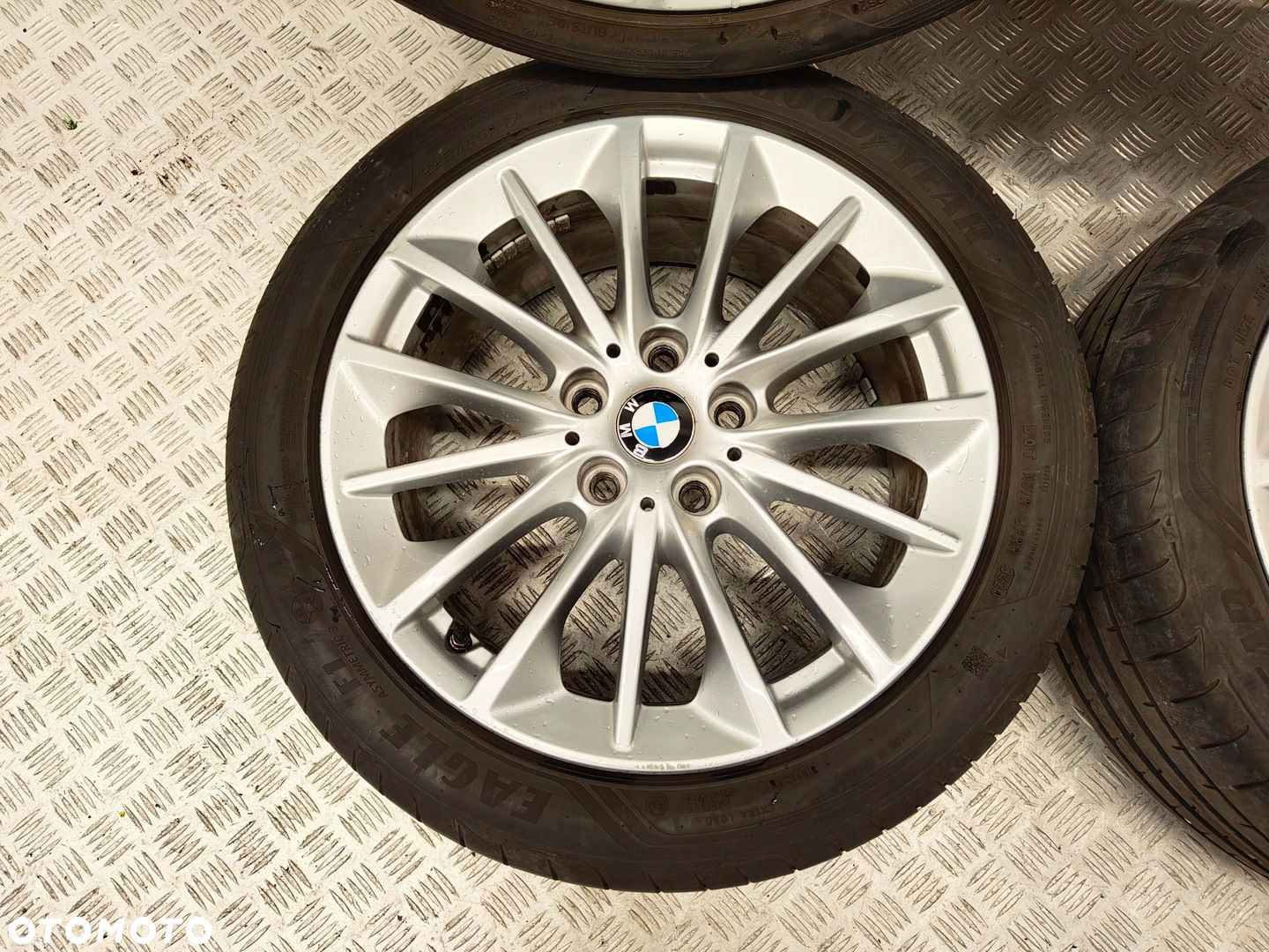 BMW 1 F40 KOŁA FELGI ALUMINIOWE 17CALI 6856084 OPONY LETNIE 225/45R17 - 4