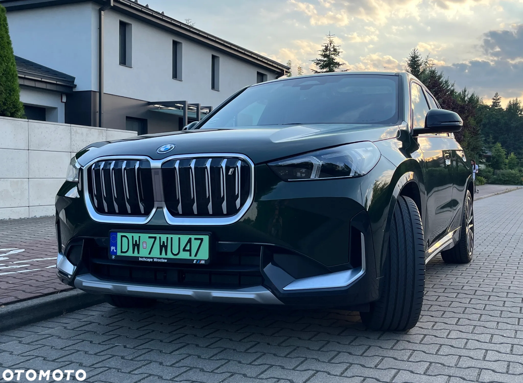 BMW iX1 xDrive30 66.5kWh xLine - 2