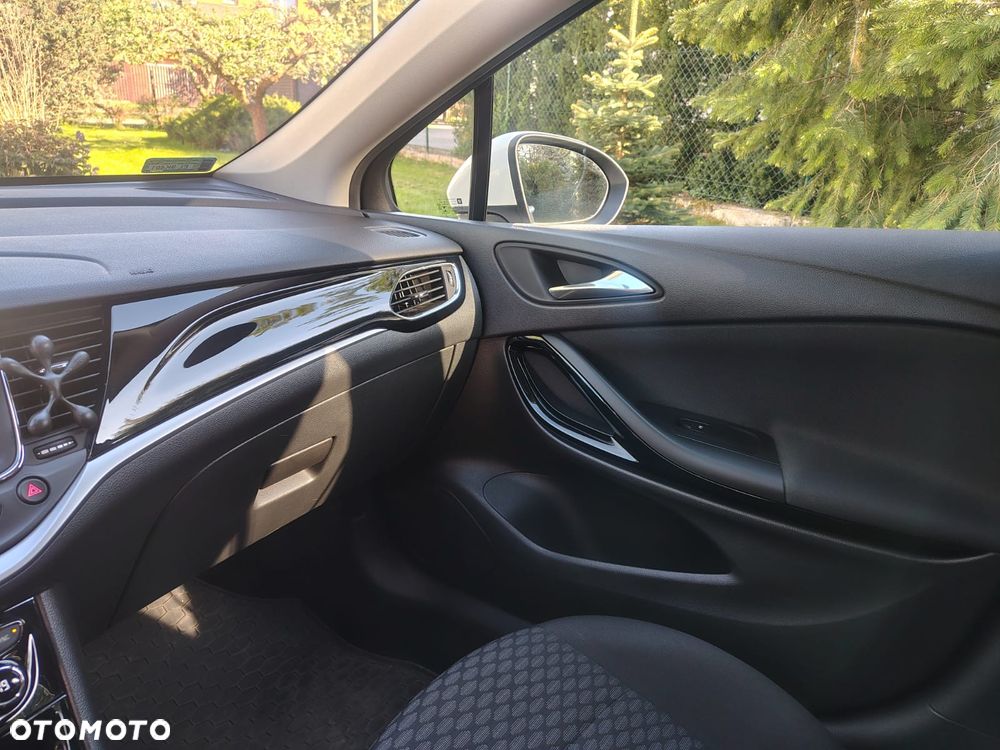 Opel Astra 1.4 T GPF Enjoy - 16