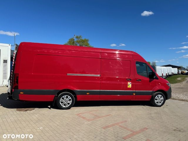 Mercedes-Benz Sprinter 319 - 6