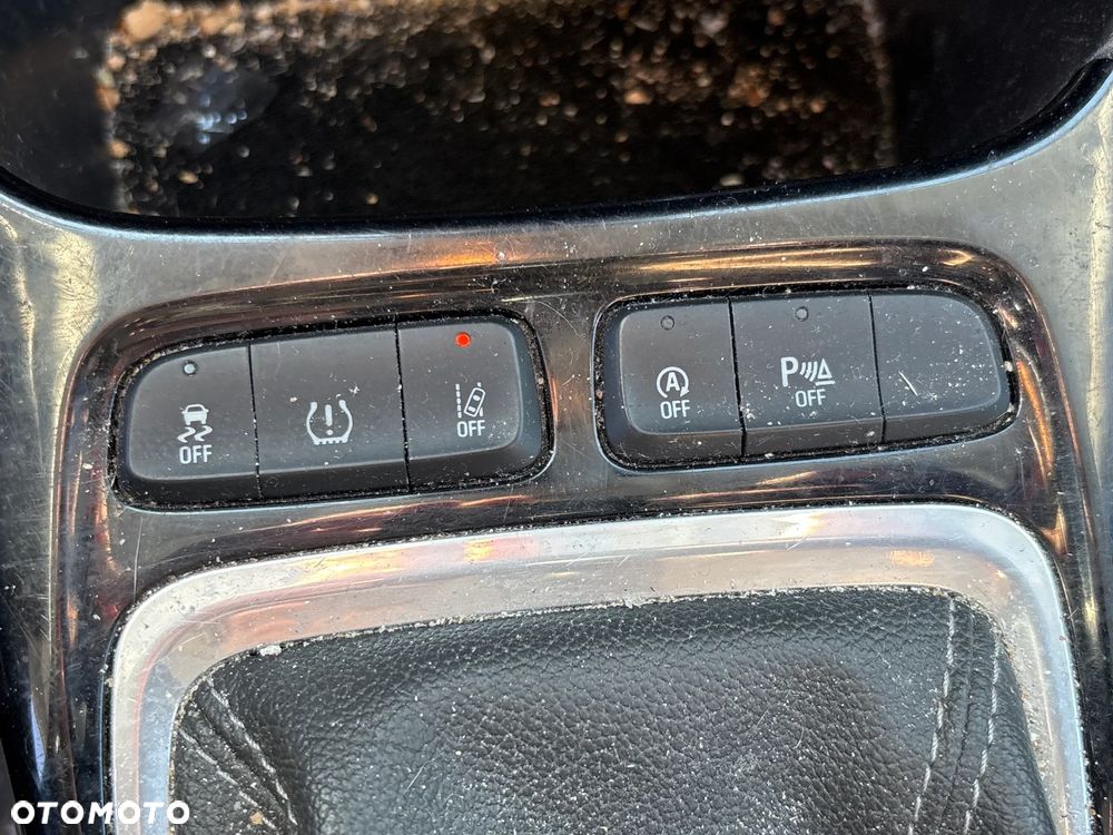 Opel Crossland 1.2 Business Elegance - 4