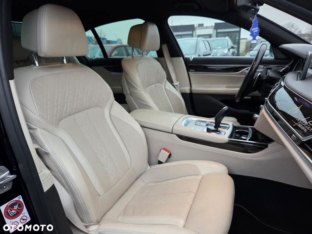 BMW Seria 7 740d xDrive - 16