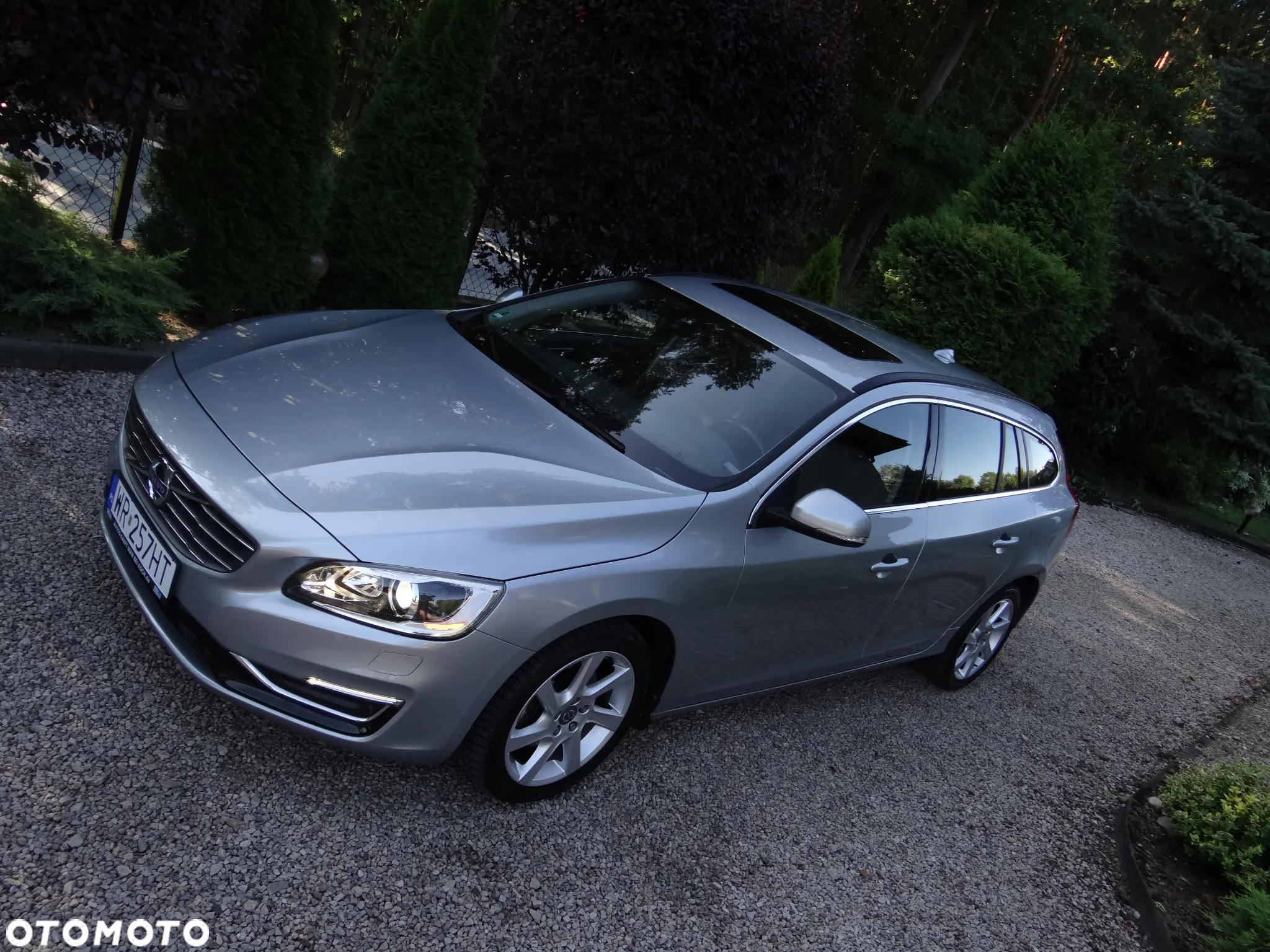 Volvo V60 D4 Geartronic Summum - 6