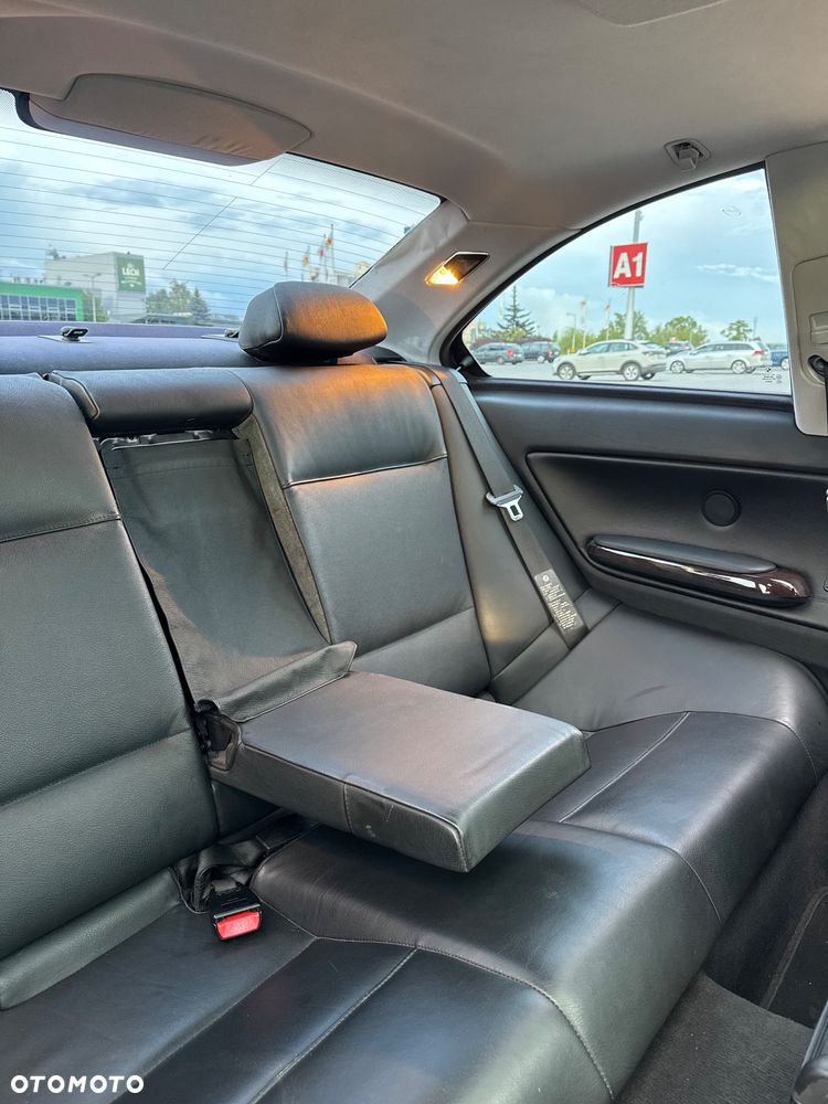 BMW Seria 3 330Ci - 35