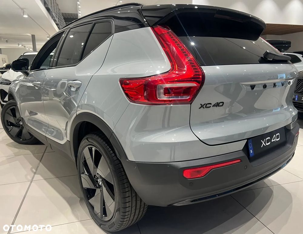 Volvo XC 40 B4 B AWD DKG RDesign - 7