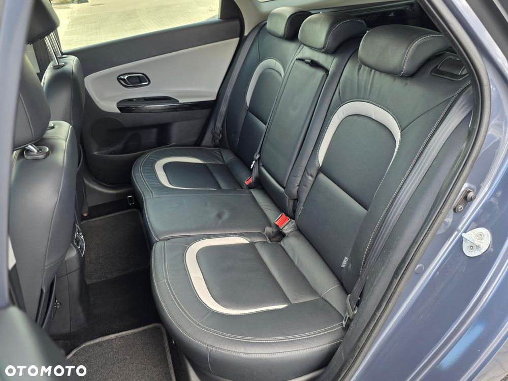 Kia Ceed - 28