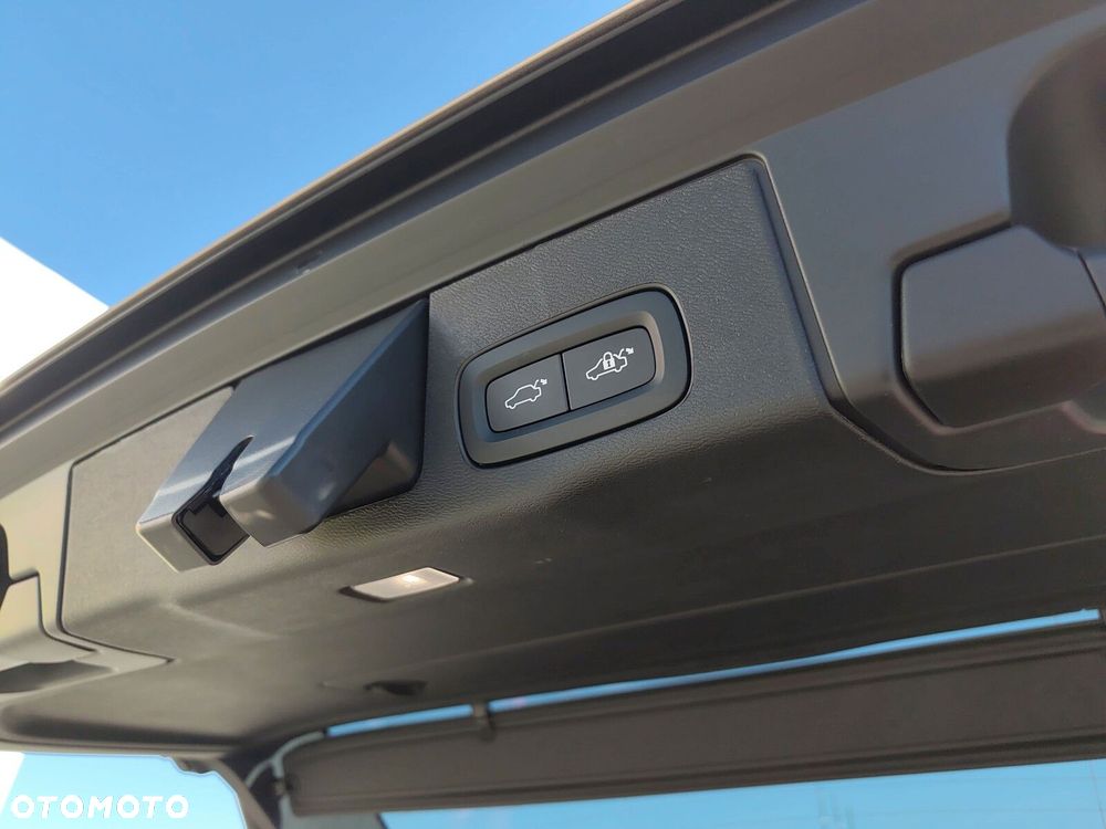 Volvo XC 60 - 22