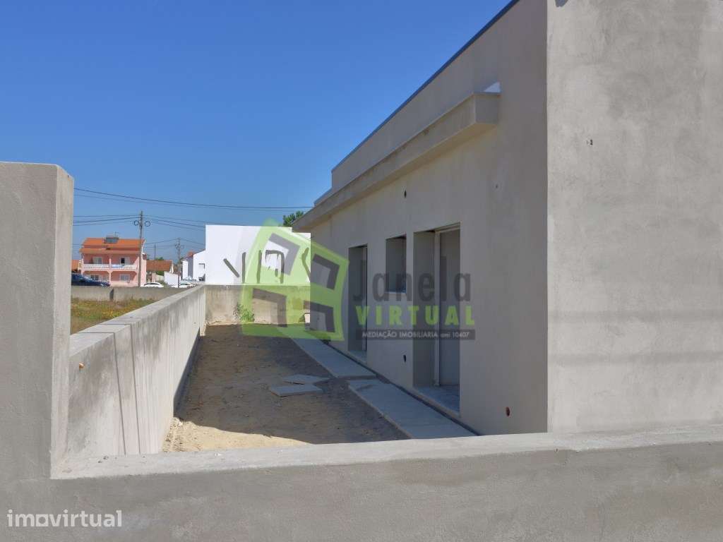 Moradia Isolada Térrea T3+1 em Construção | Fernão Ferro - Grande imagem: 4/30