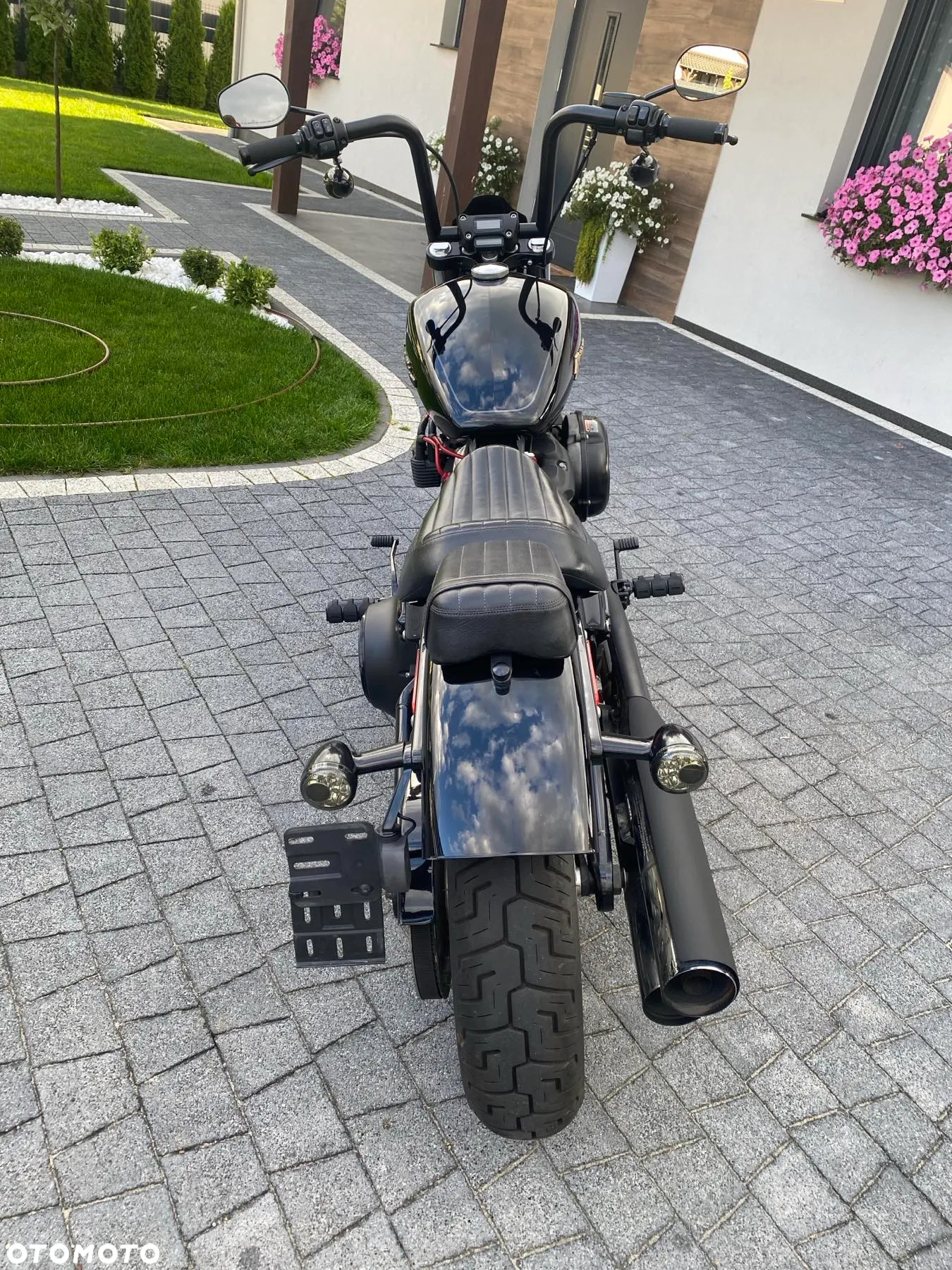 Harley-Davidson Softail Street Bob - 4