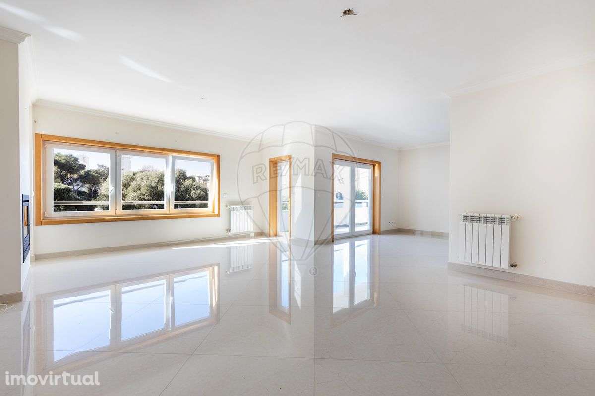 Moradia T5 para venda - Grande imagem: 2/50