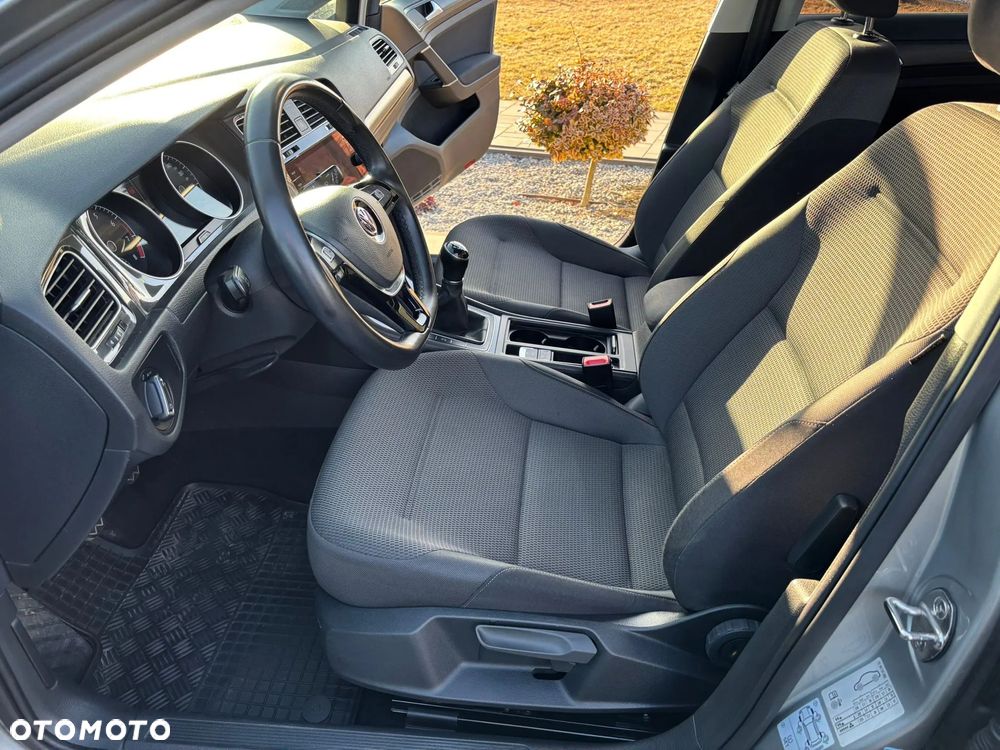 Volkswagen Golf 1.5 TSI BMT Comfortline - 6