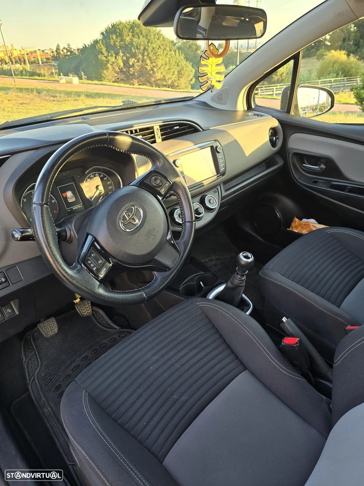 Toyota Yaris - 3
