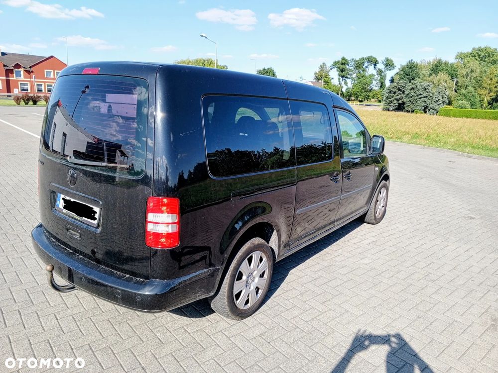 Volkswagen Caddy Maxi - 4
