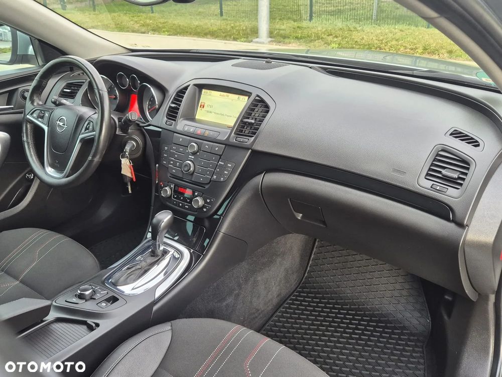 Opel Insignia 2.0 Turbo 150 Jahre - 8