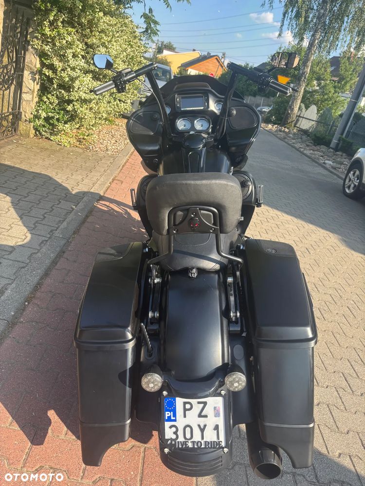 Harley-Davidson Touring Road Glide - 7