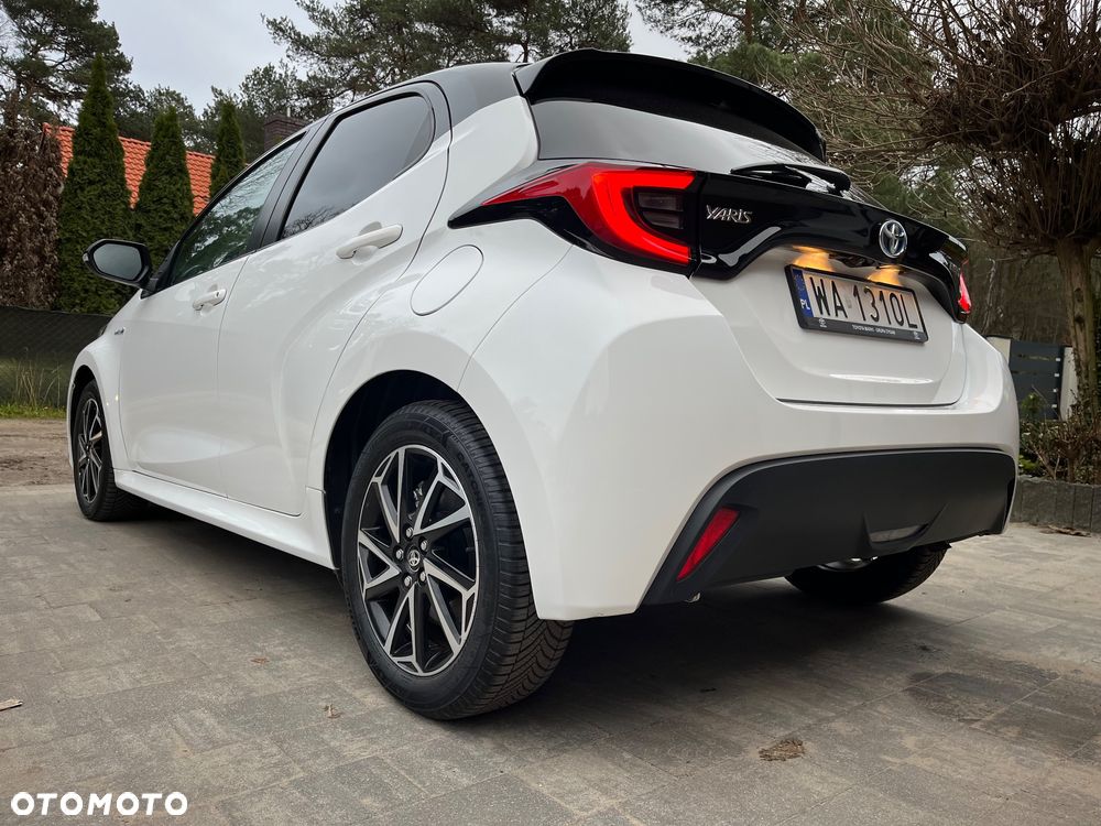 Toyota Yaris Hybrid 1.5 Executive - 21