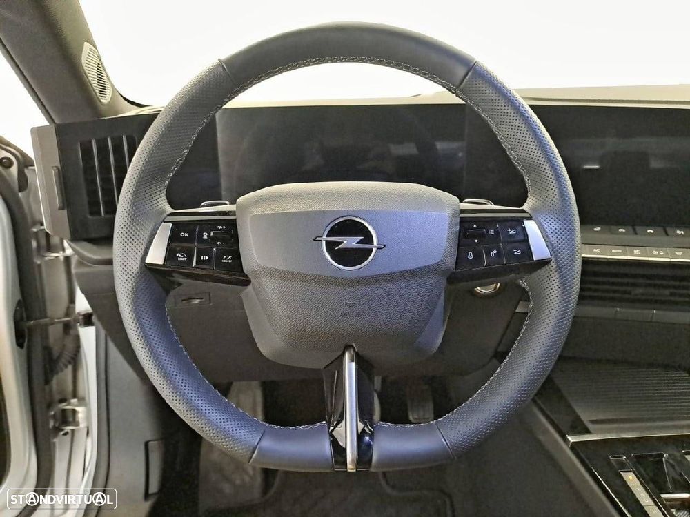 Opel Astra 1.2 T GS Aut. - 12