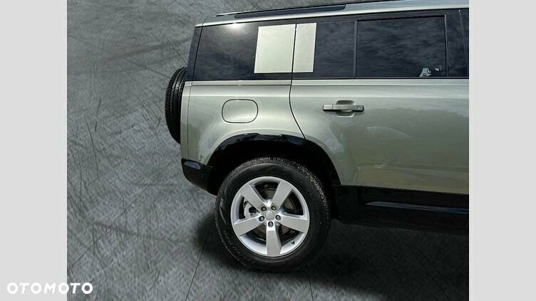 Land Rover Defender - 5