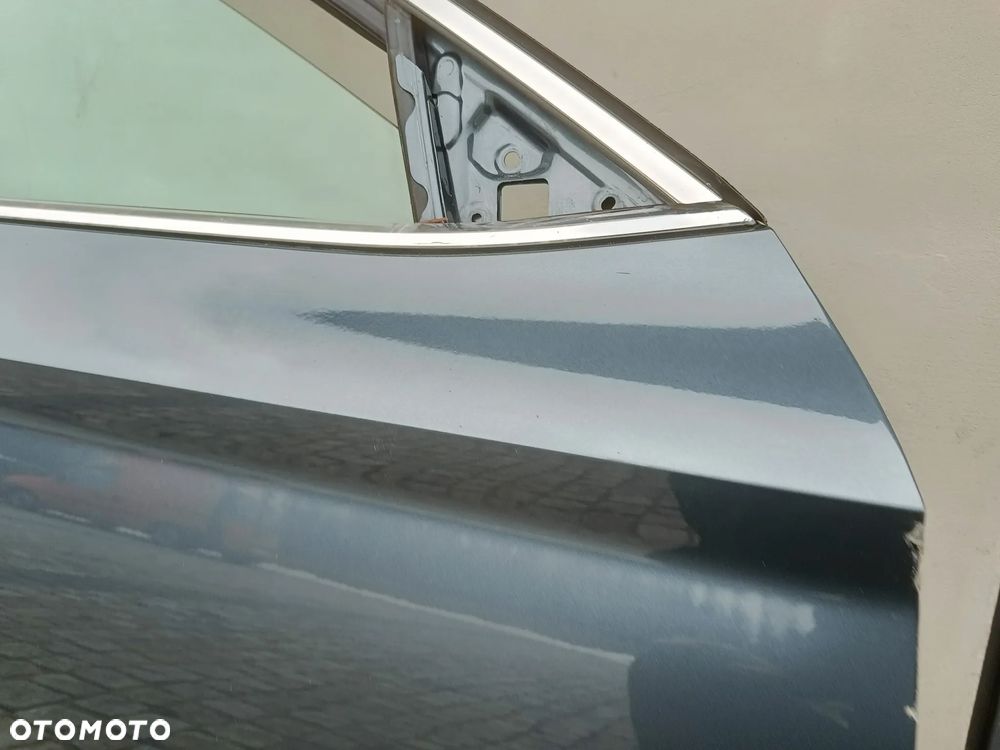 Drzwi Prawe Przednie Skoda Superb 3 III Prawy Przód LF7Y - 10