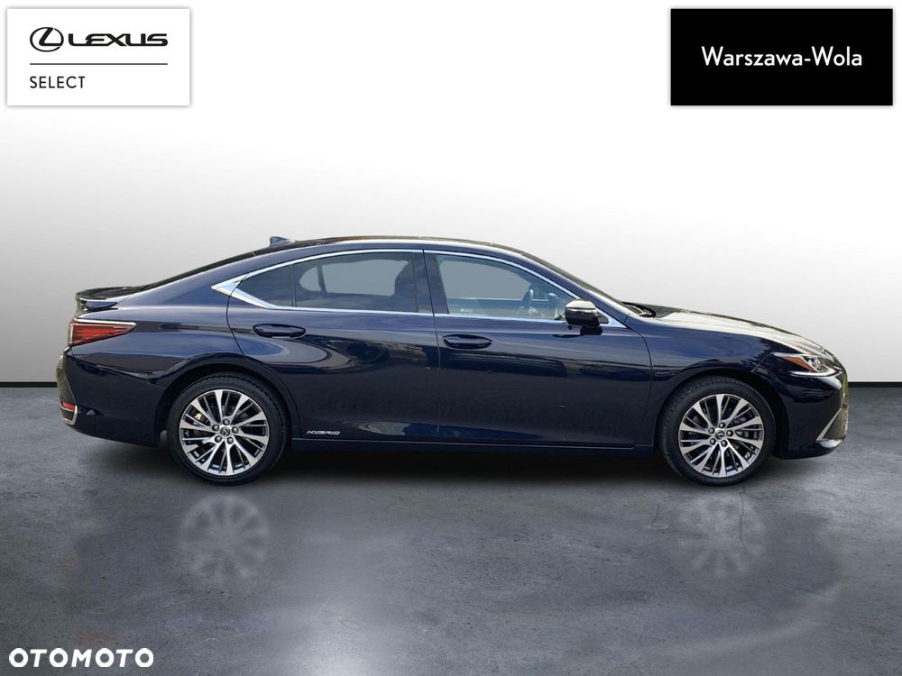 Lexus ES - 5