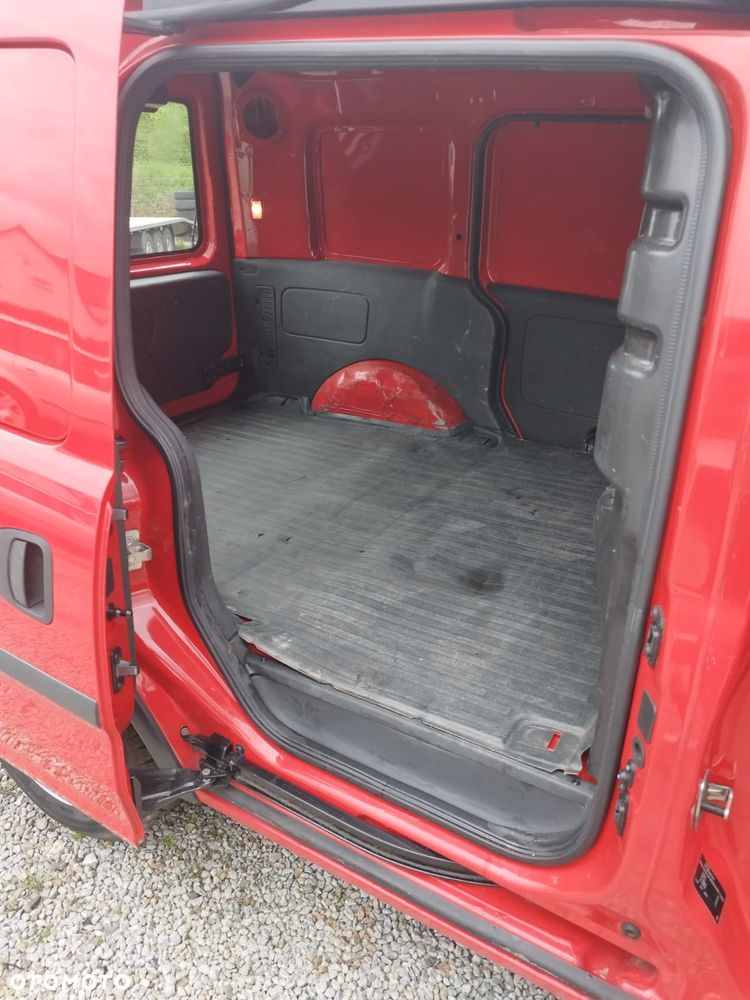 Opel Combo - 15