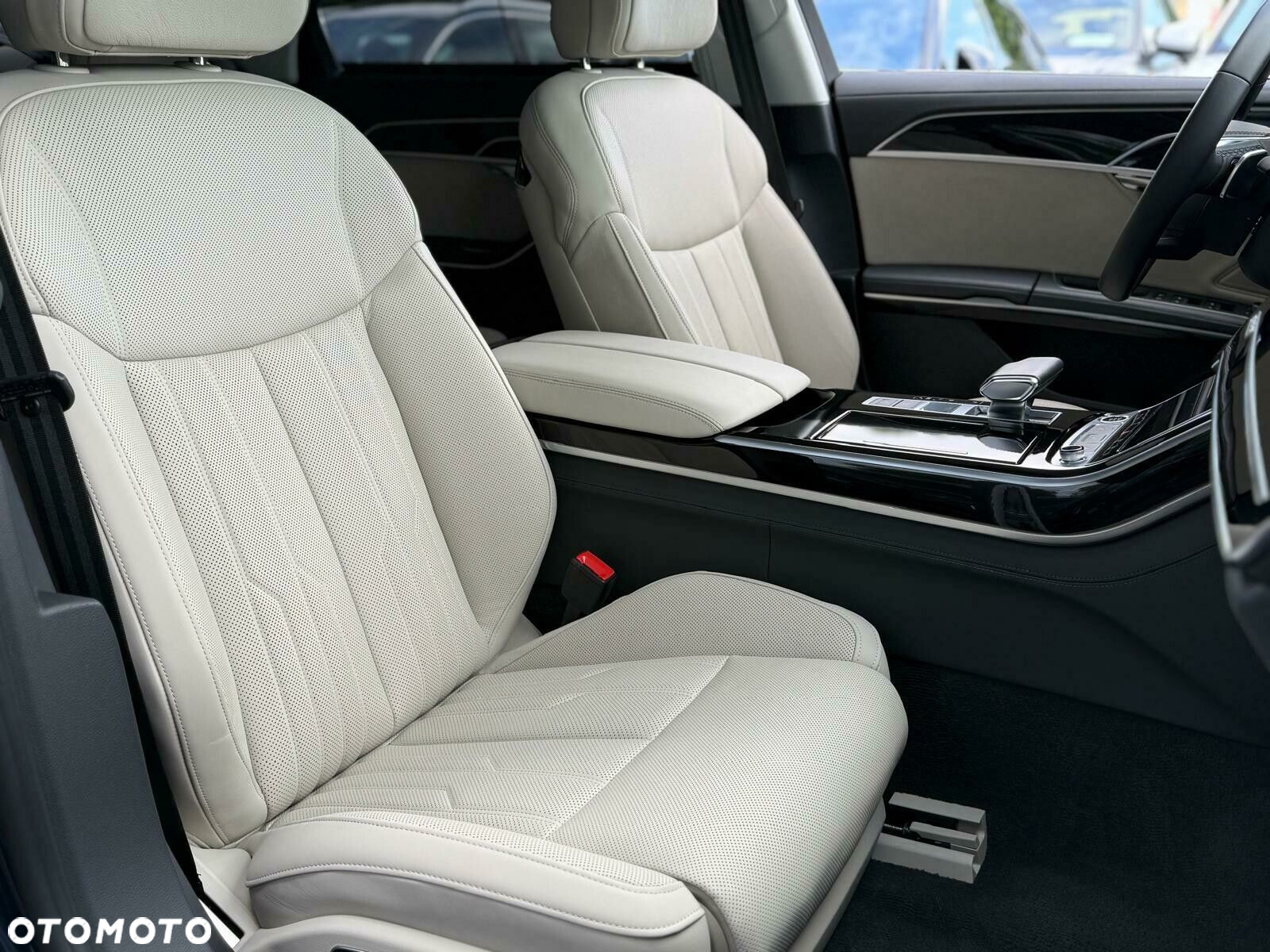 Audi A8 - 13