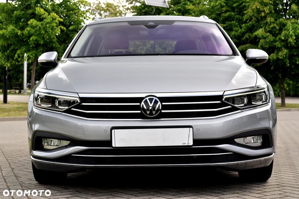 Volkswagen Passat 2.0 TDI EVO Elegance DSG - 12