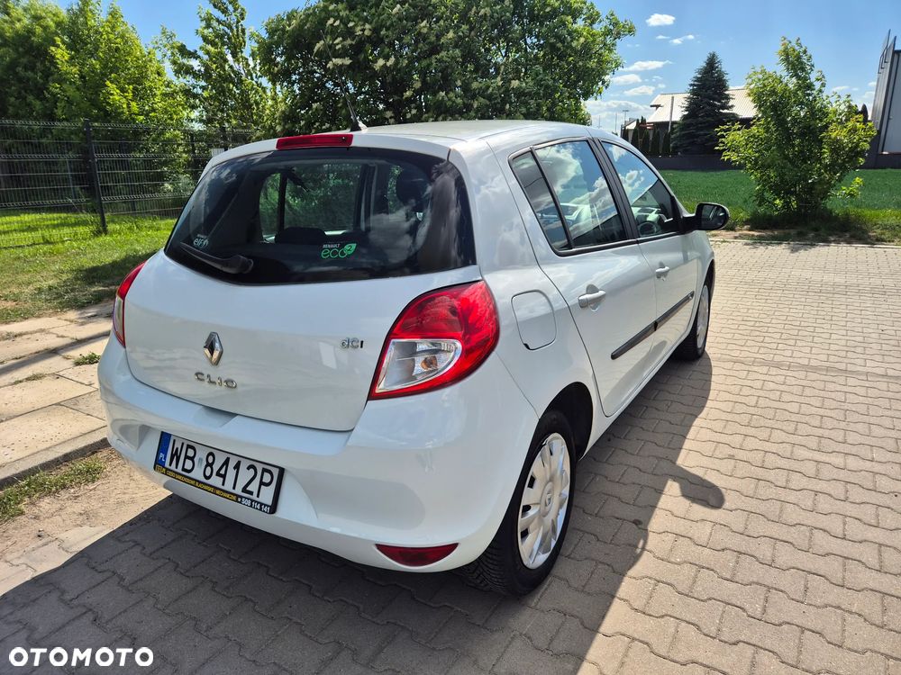 Renault Clio 1.5 dCi Authentique - 19
