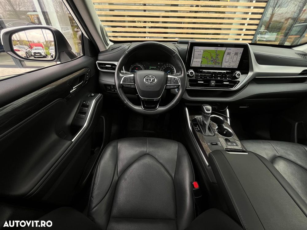 Toyota Highlander 2.5 L Dynamic Force 248CP Luxury Pearly - 10