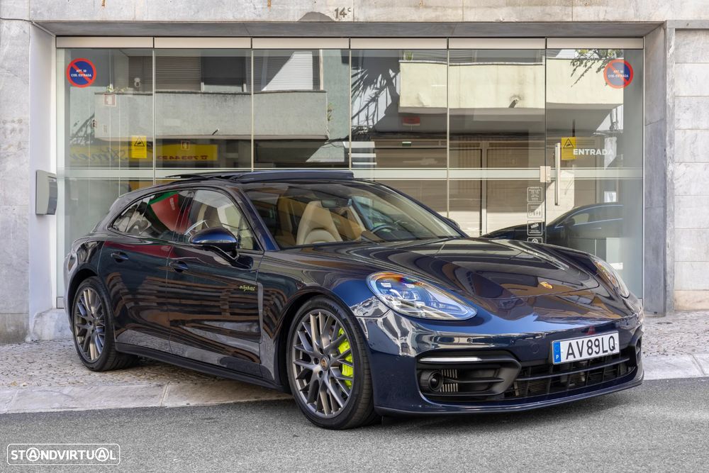 Porsche Panamera Sport Turismo 2022 photo 3