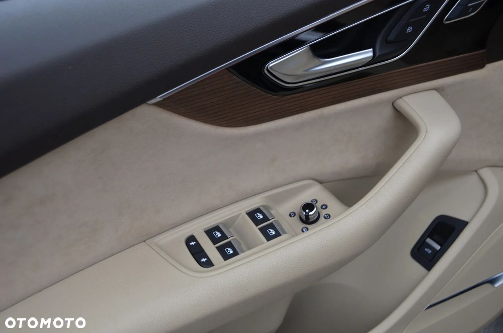 Audi SQ7 4.0 TDI Quattro Tiptronic - 28