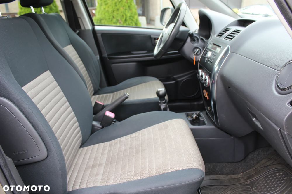 Fiat Sedici 1.6 16V 4x4 Dynamic - 9
