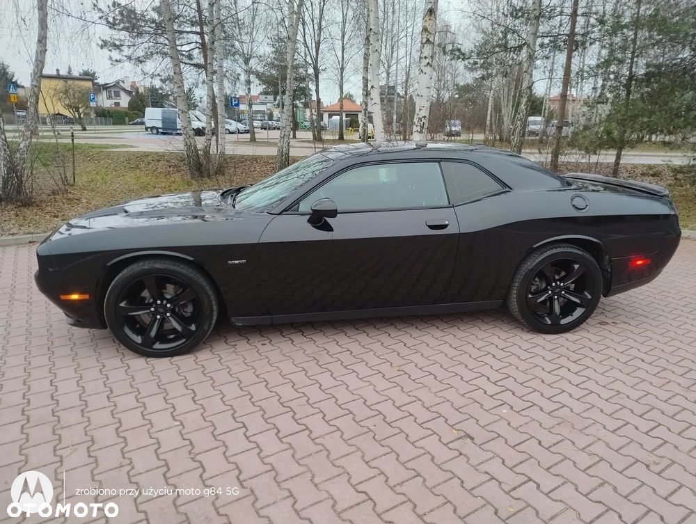 Dodge Challenger - 15
