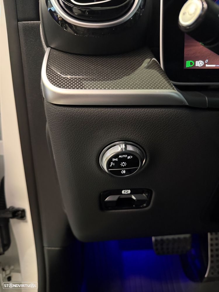 Mercedes-Benz GLC 300 de Coupe 4Matic 9G-TRONIC Edition AMG Line - 9