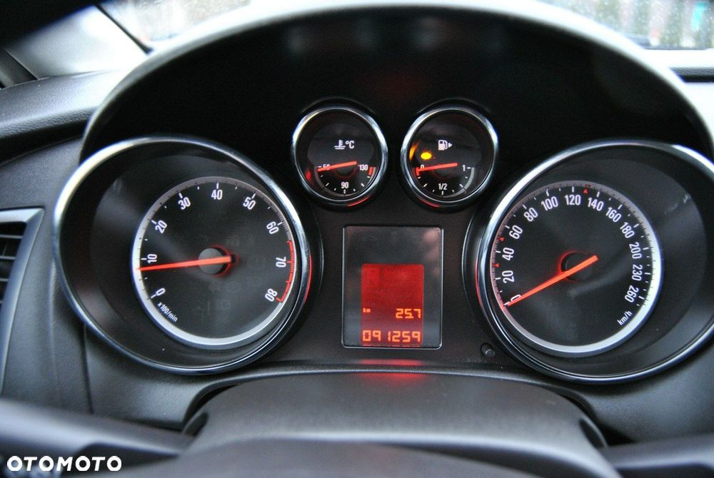 Opel Astra 1.4 Selection - 8