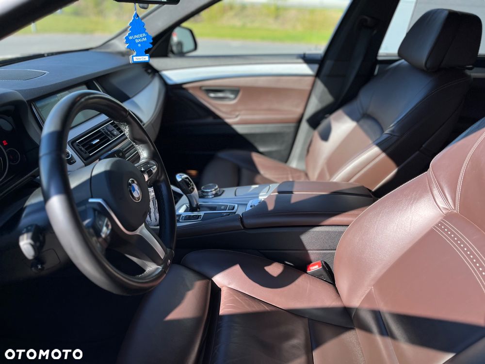 BMW Seria 5 520d Luxury Line - 10