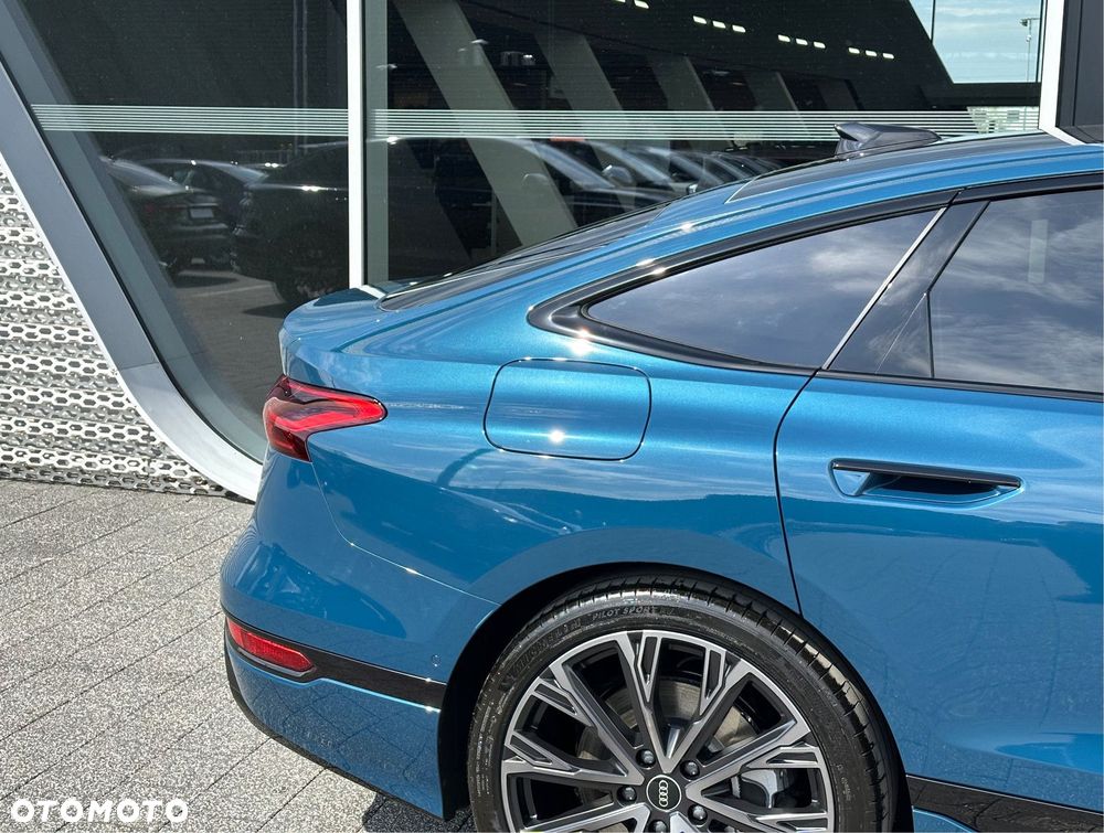 Audi A6 Sportback e-tron - 6