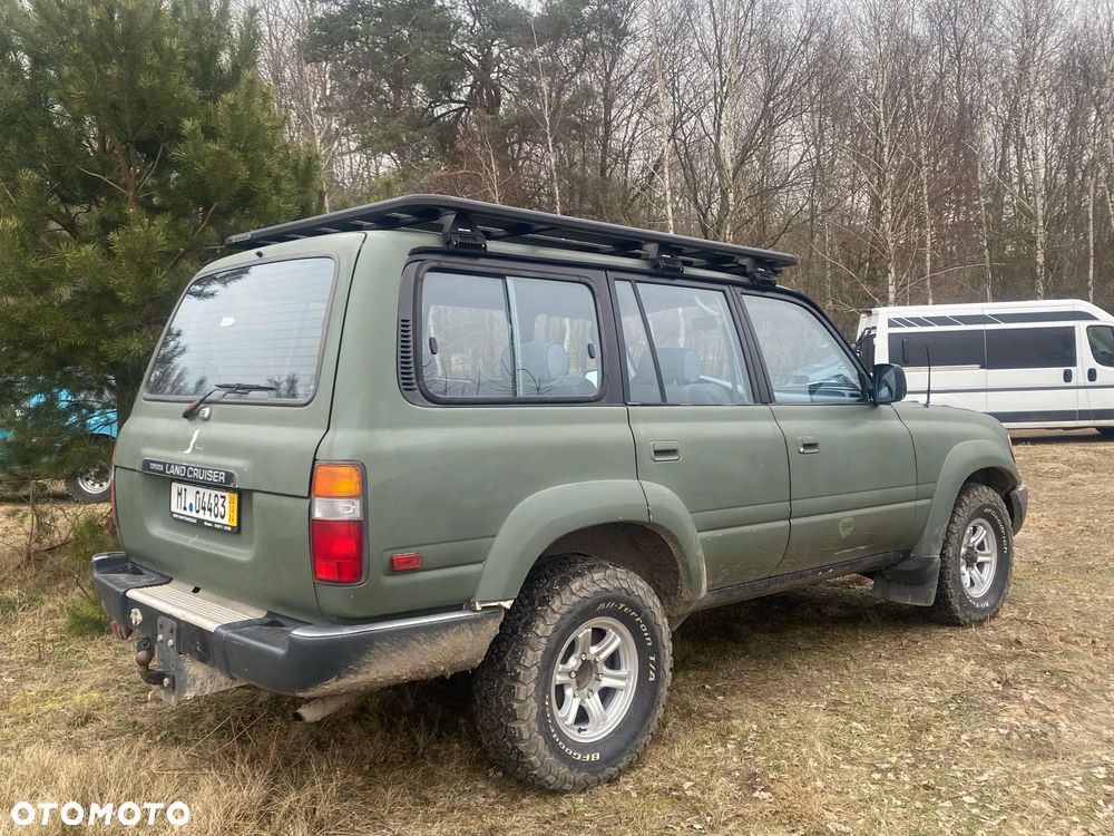 Toyota Land Cruiser - 7