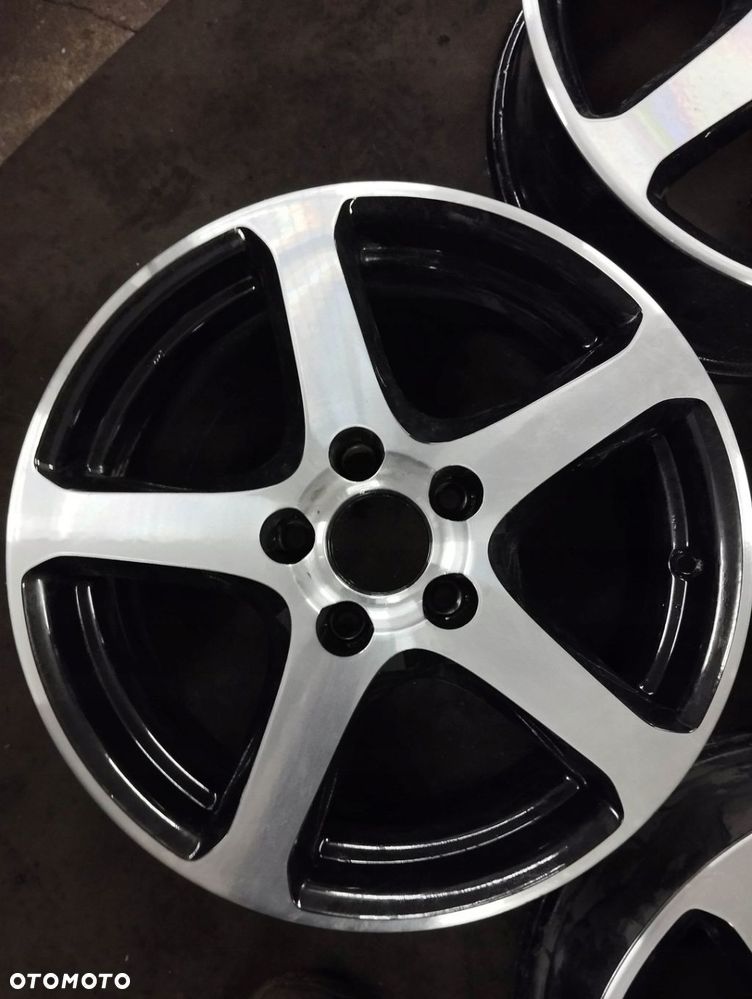FELGI ALU 5X114,3 17 HONDA HRV CRV 7J ET55 - 3