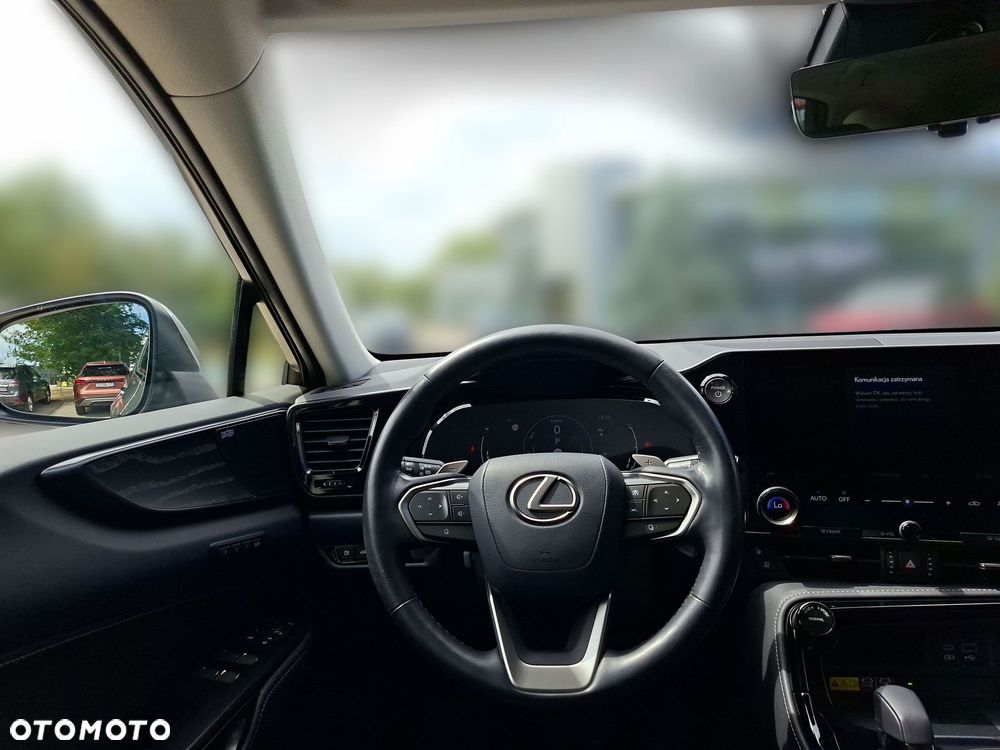 Lexus NX 350h Omotenashi AWD - 27