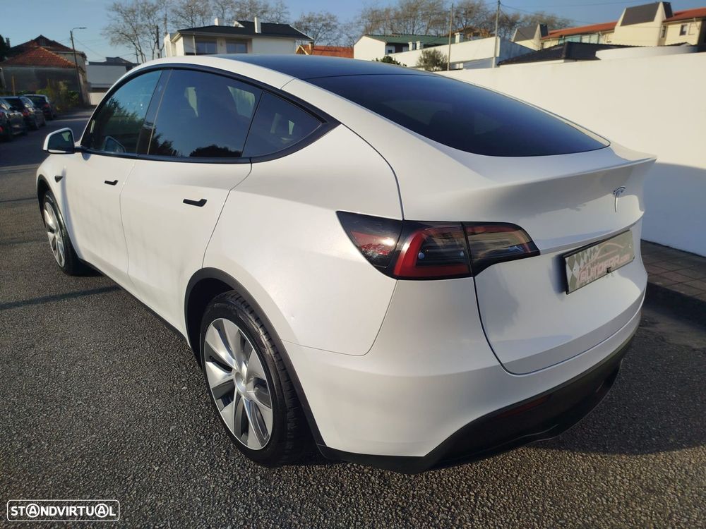 Tesla Model Y RWD - 31