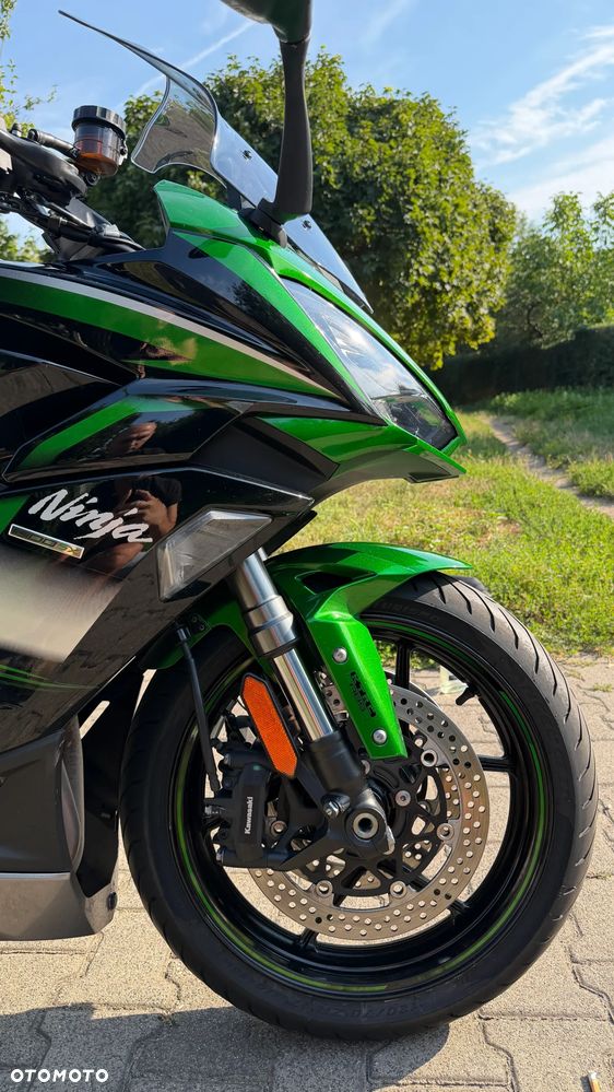 Kawasaki Ninja 1000 SX - 2