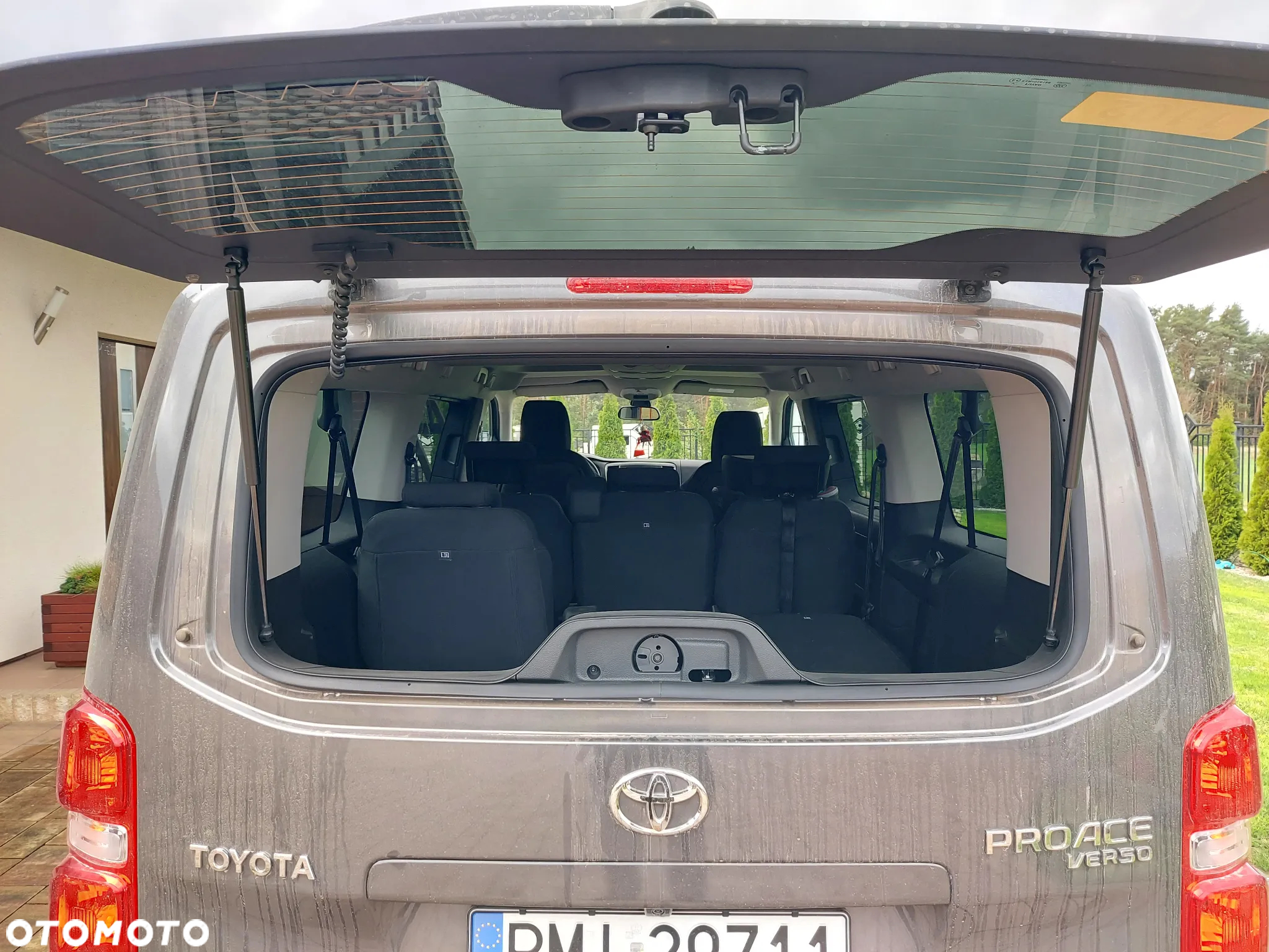 Toyota ProAce 2,0-l-D-4D L2 (8-Si.) Autm Verso Team Deutschland - 13