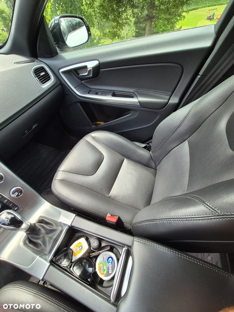 Volvo V60 D4 - 6