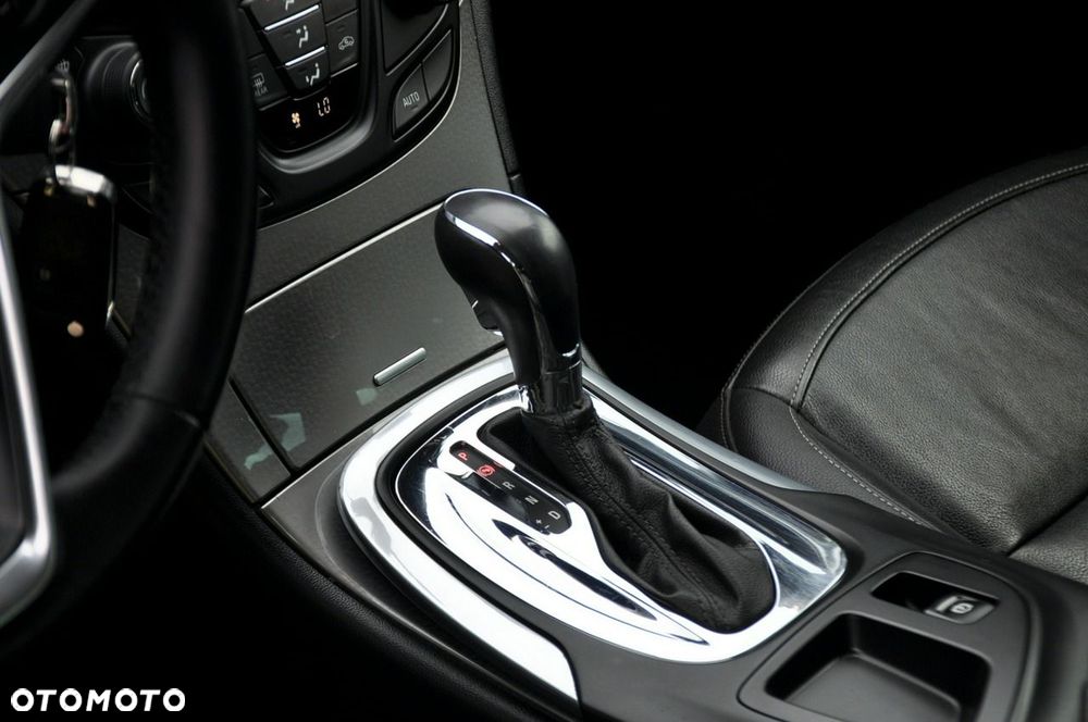 Opel Insignia - 33